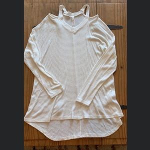 Over sized cold shoulder top.